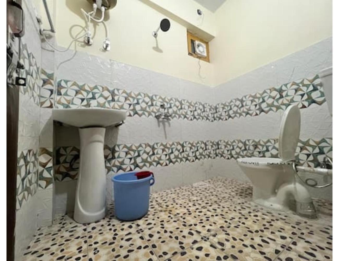 The Amogha Palace Homestay Joshīmath Eksteriør billede