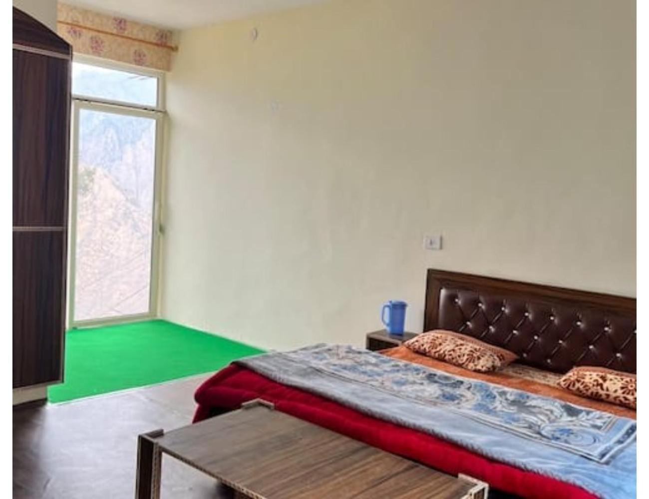 The Amogha Palace Homestay Joshīmath Eksteriør billede